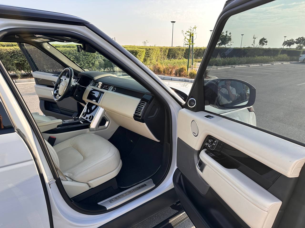 Weiß Land Rover Range Rover Vogue 2019