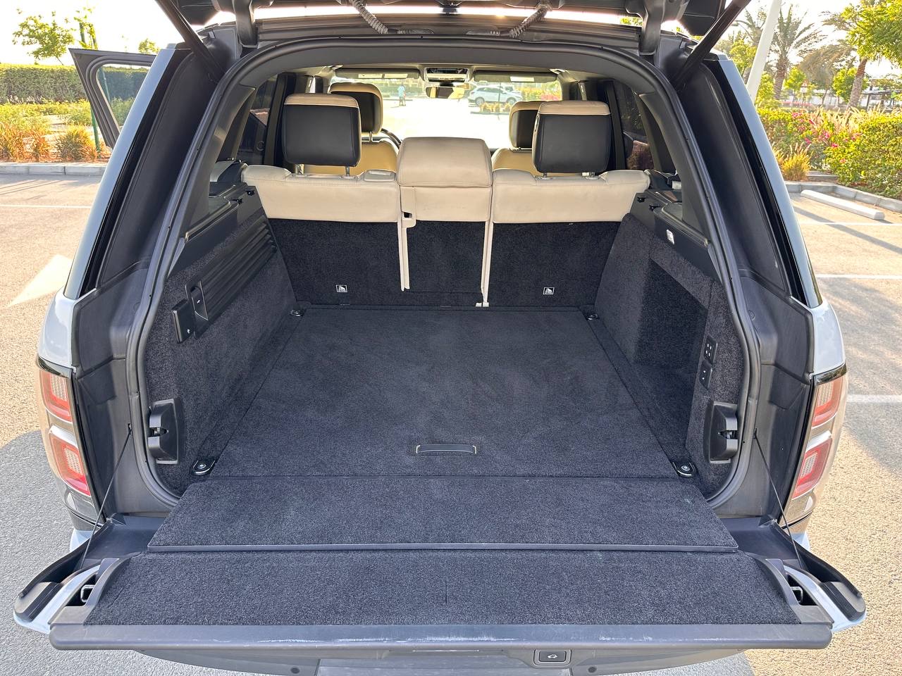 Weiß Land Rover Range Rover Vogue 2019
