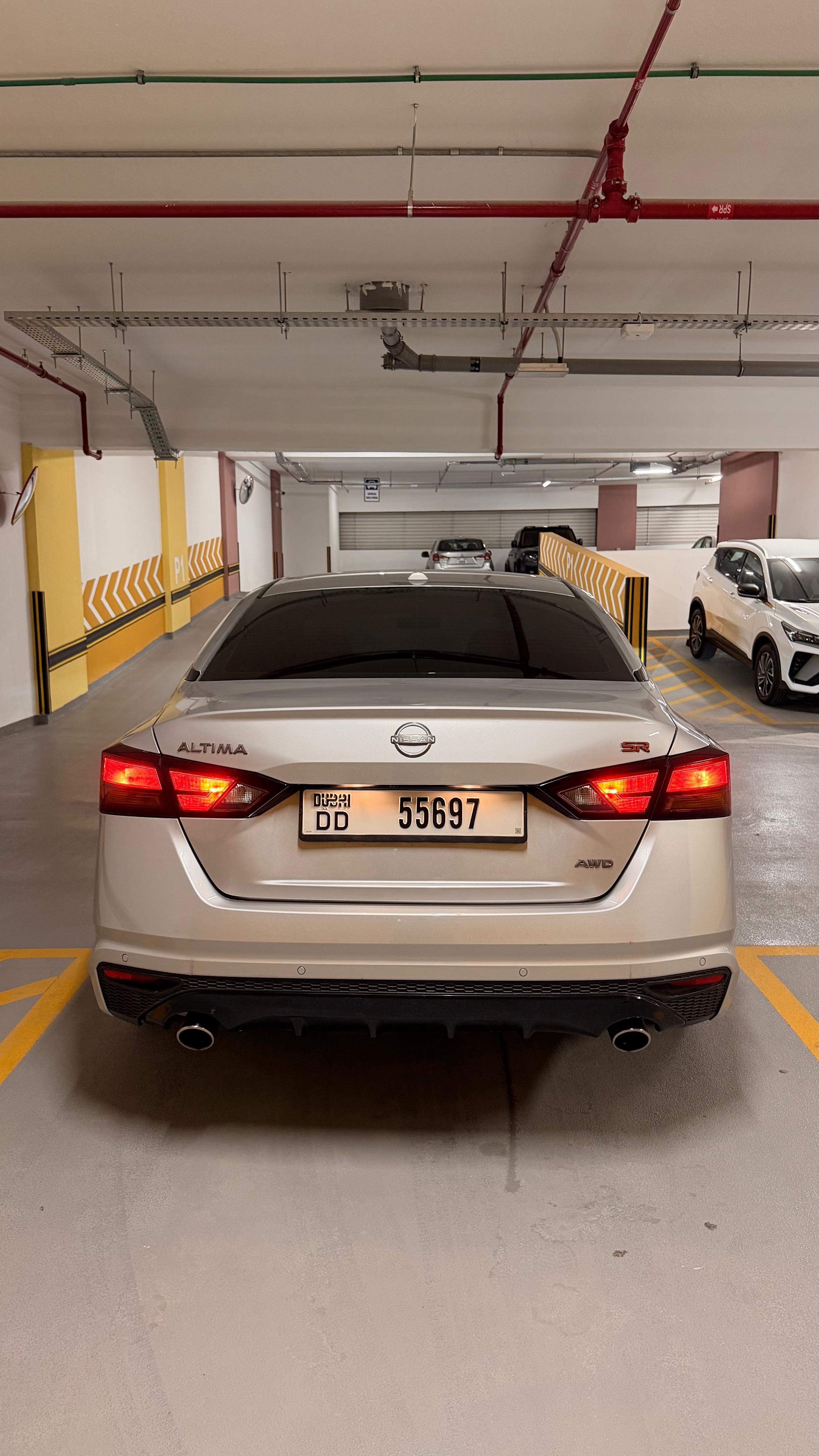 Argent Nissan Altima 2.5 SR 2024