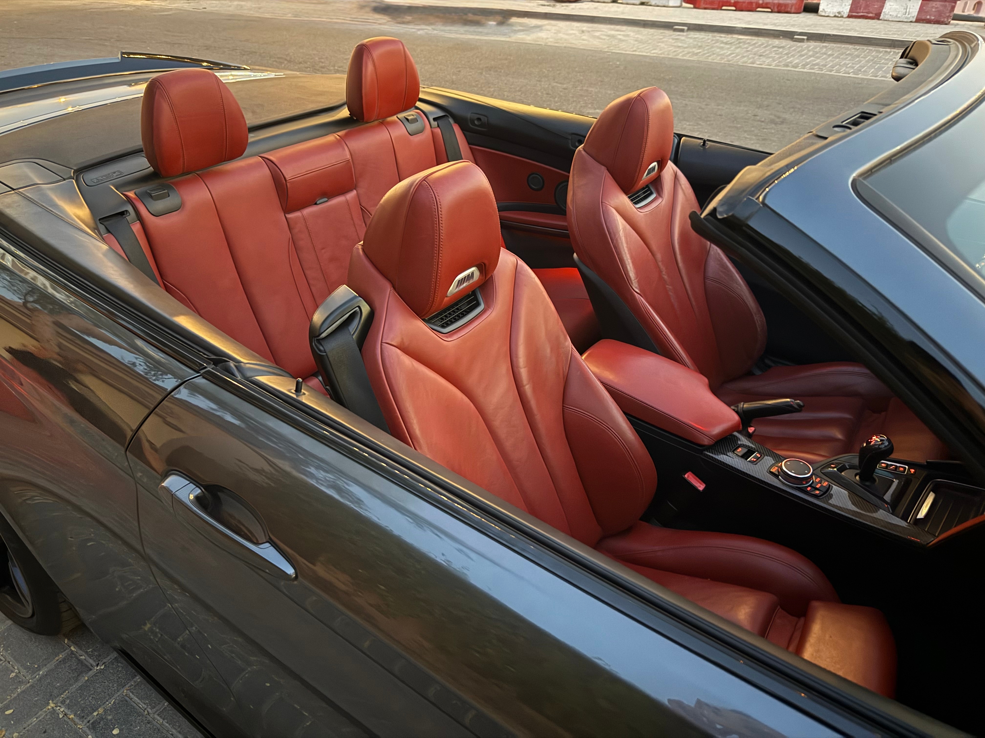 Dunkelgrau BMW M4 Convertible 2015