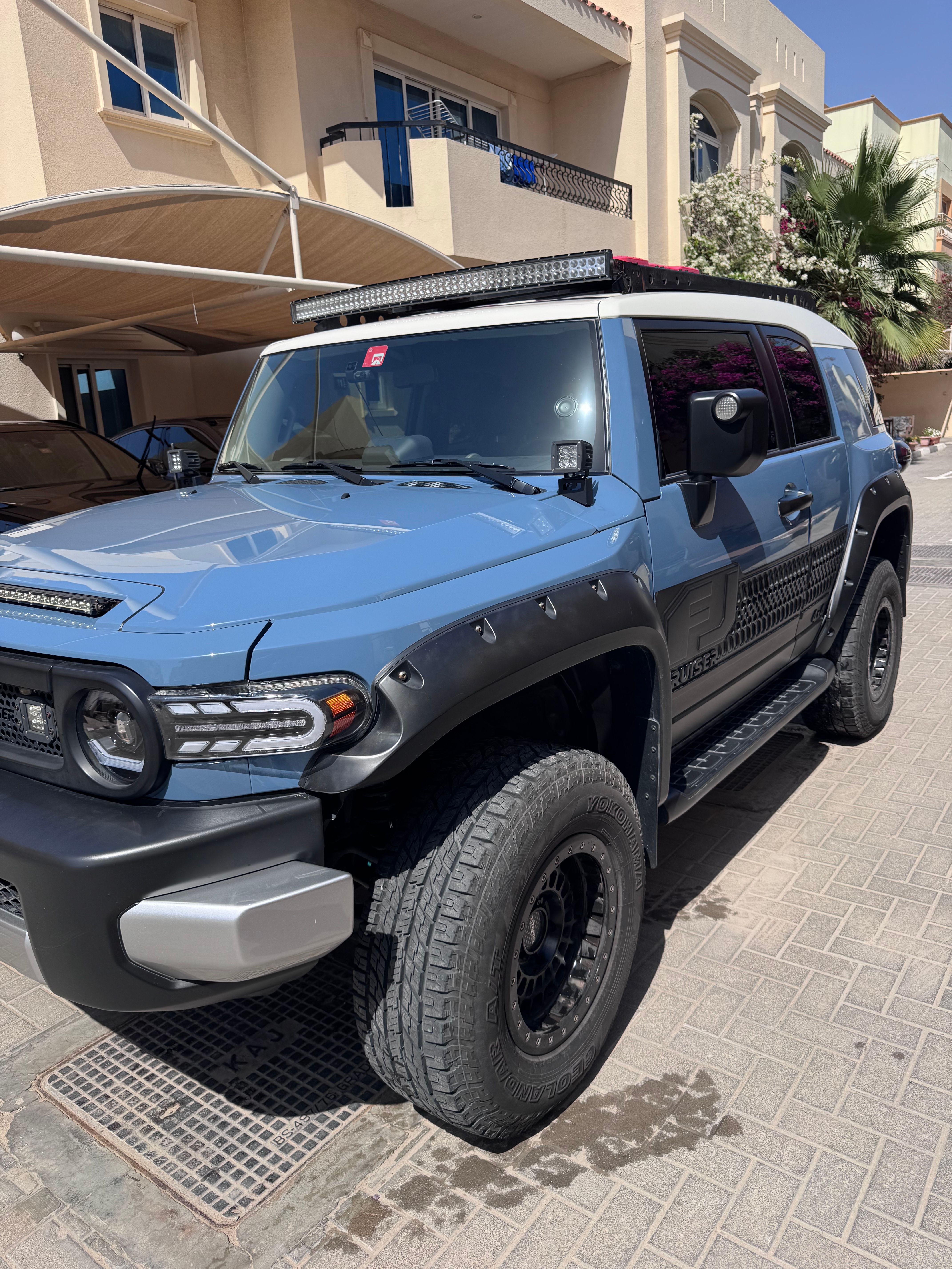 Bleu Toyota FJ Cruiser GXR 2023