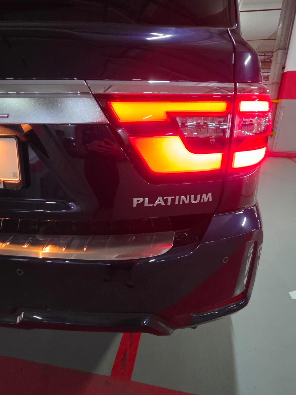 Blau Nissan Patrol SE Platinum 2022