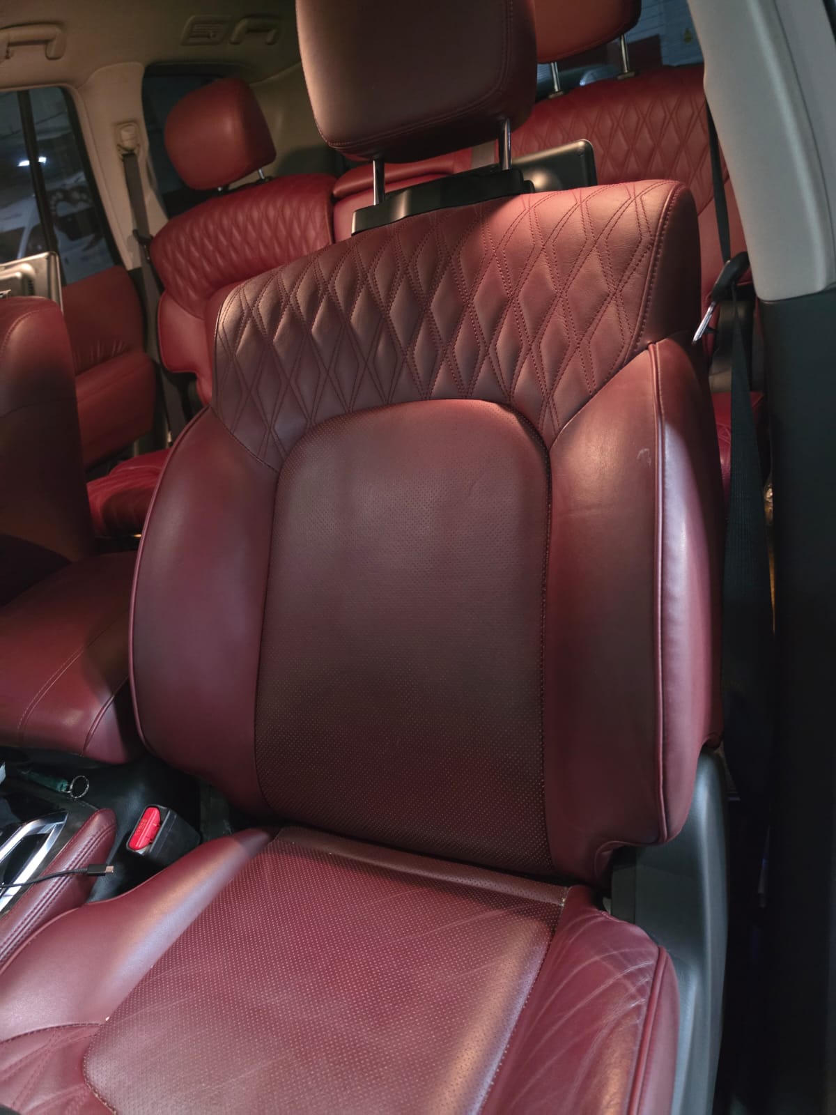 Blau Nissan Patrol SE Platinum 2022
