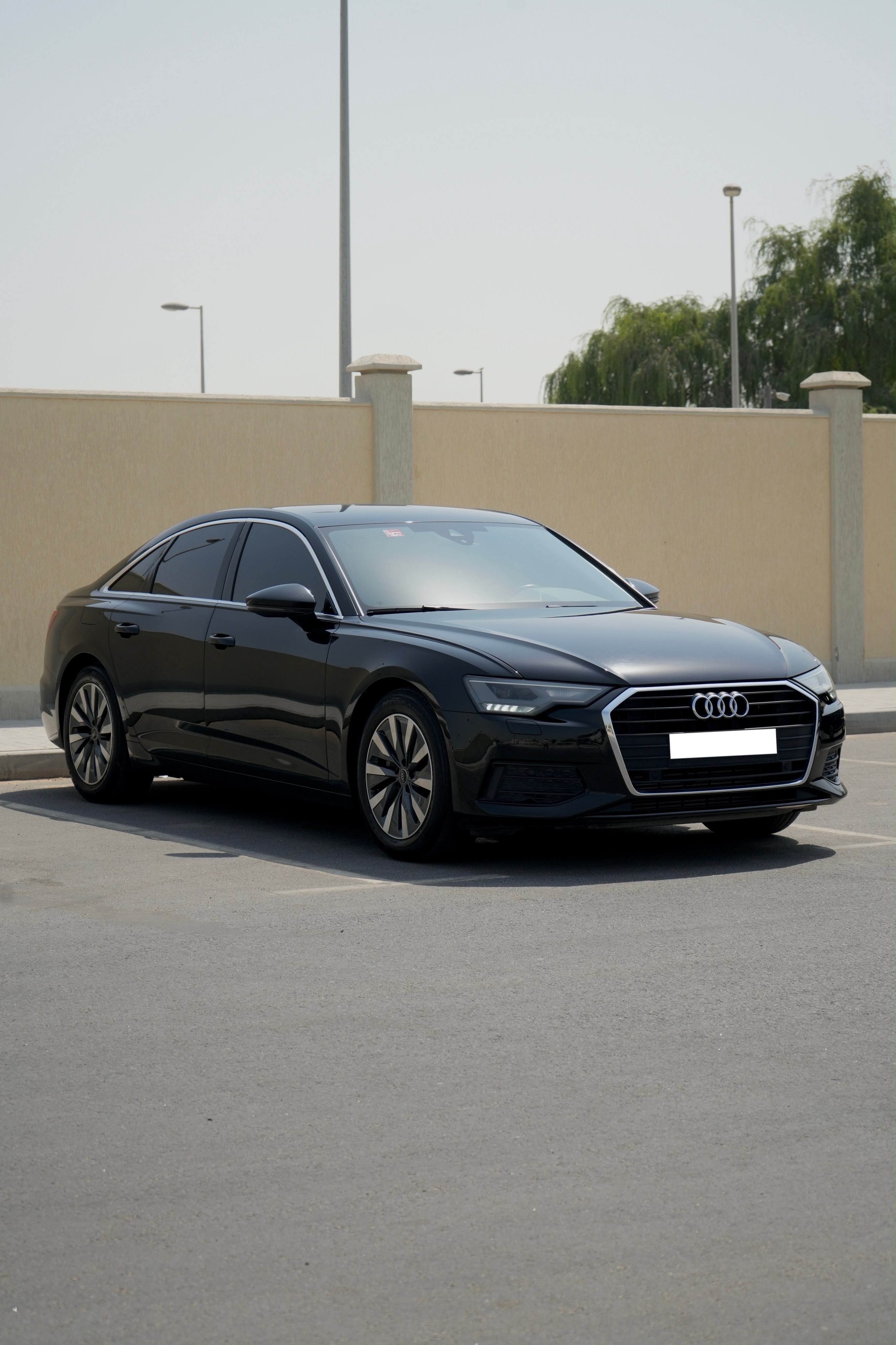 أسود أودي A6 2.0 TDI Premium 2022 أسود أودي A6 2.0 TDI Premium 2022