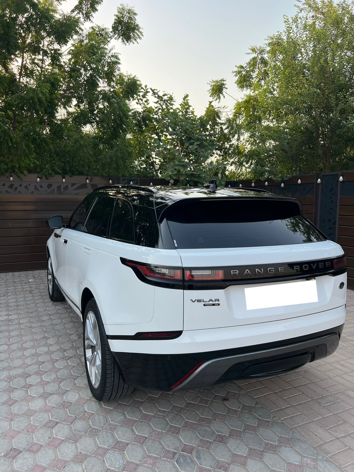 Blanco Land Rover Range Rover Velar R Dynamic 2020