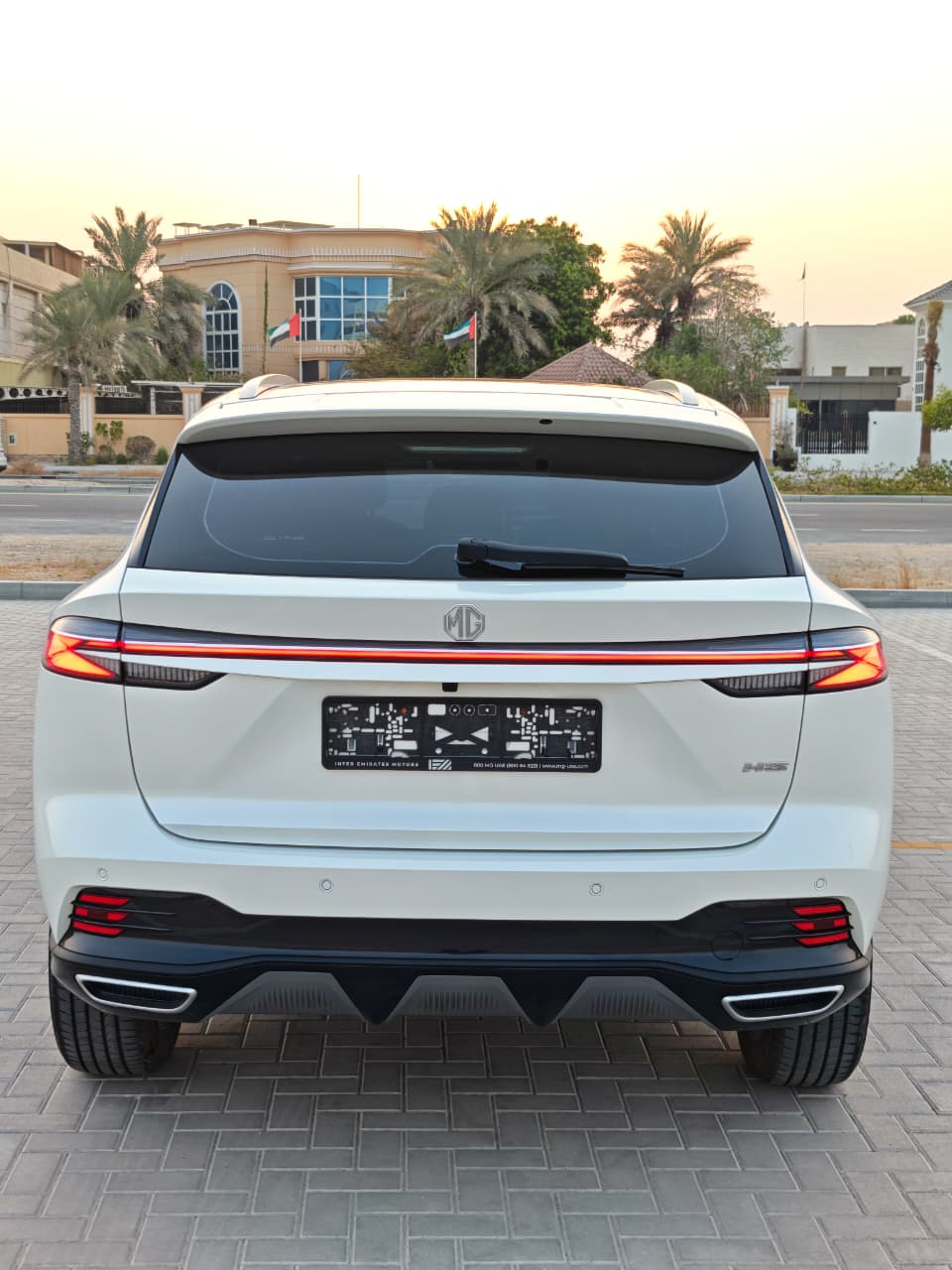Blanc MG HS Luxury 2025