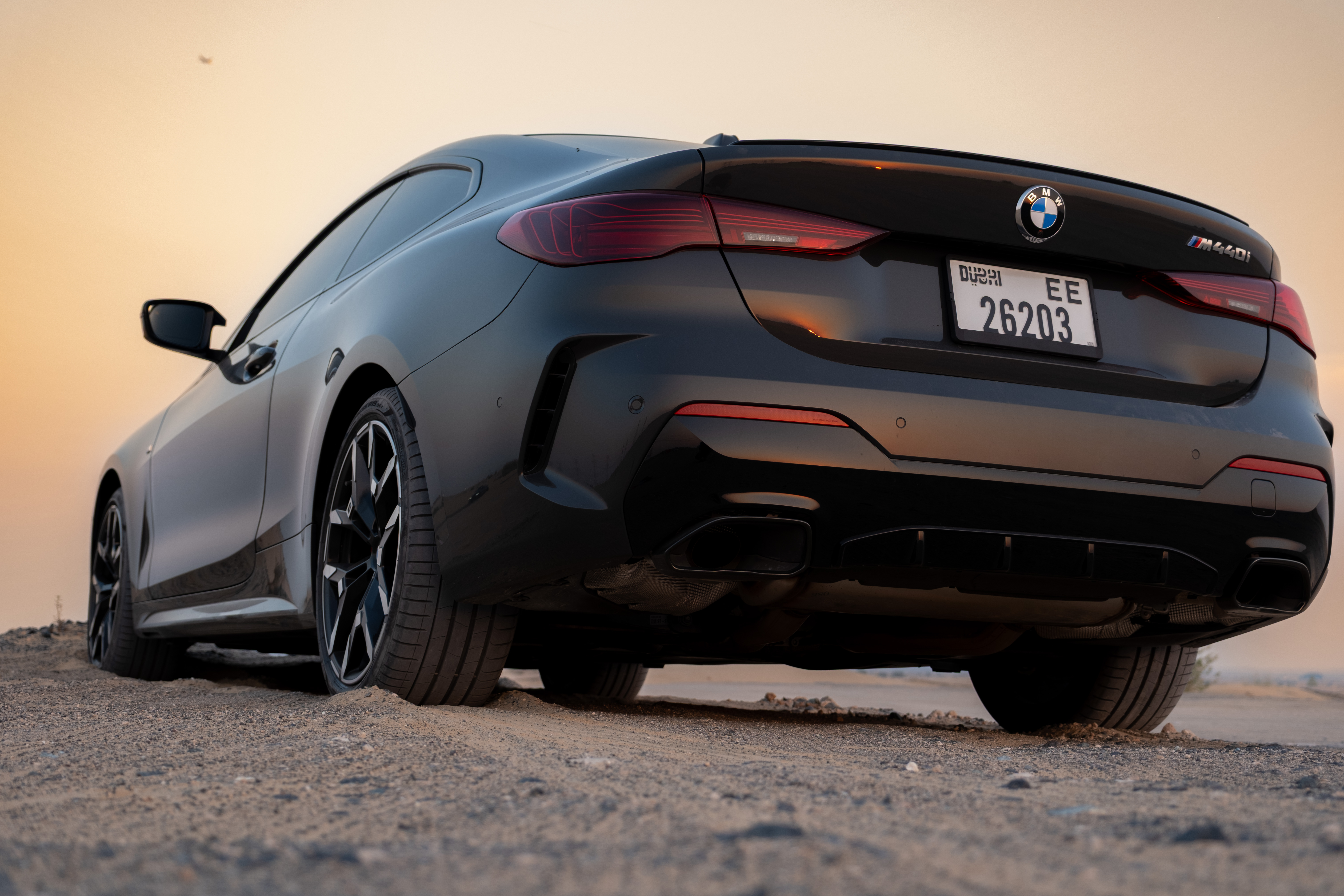 Dunkelgrau BMW 4-Series 440i 2025