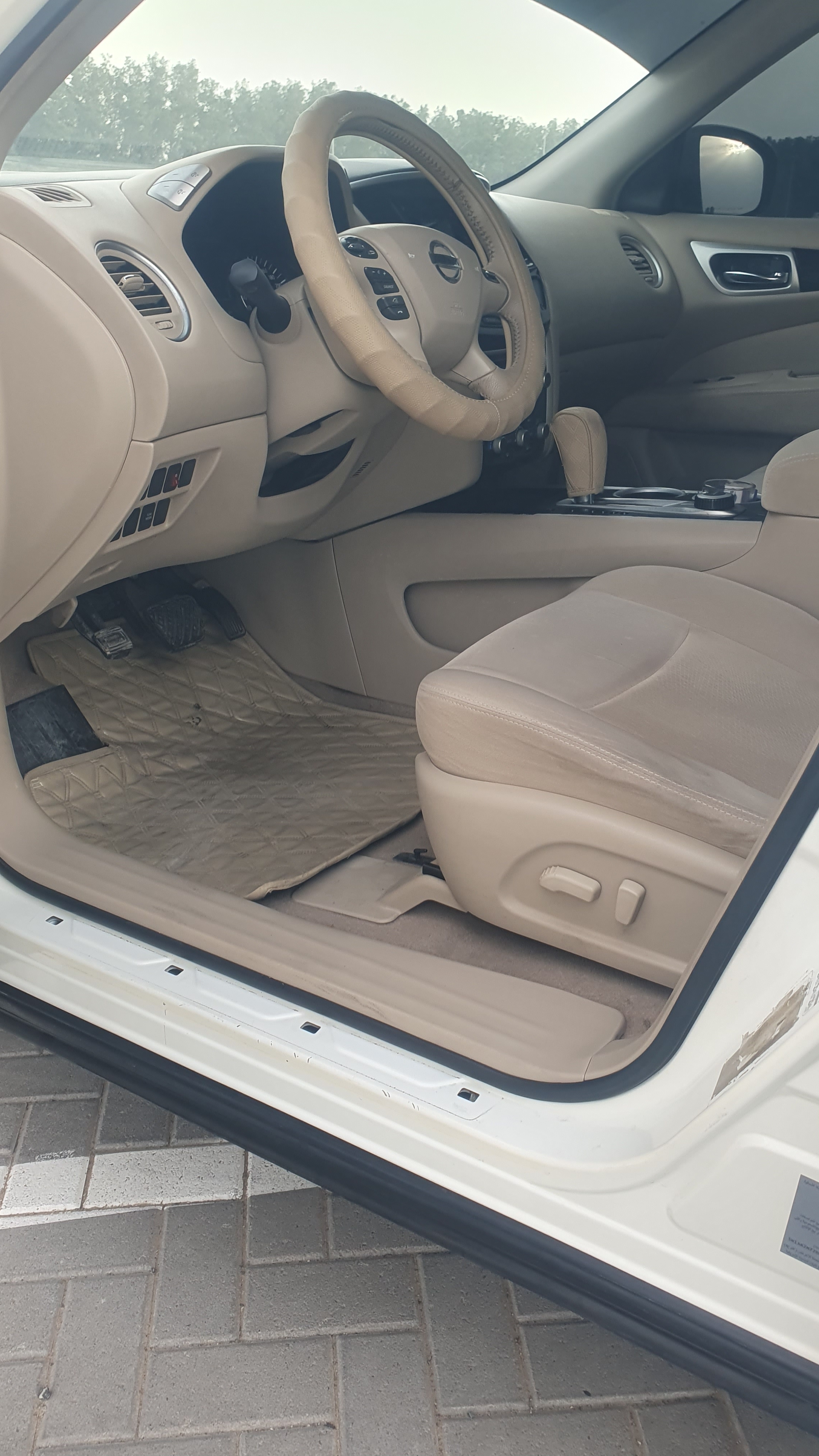 Blanco Nissan Pathfinder S 4WD 2013