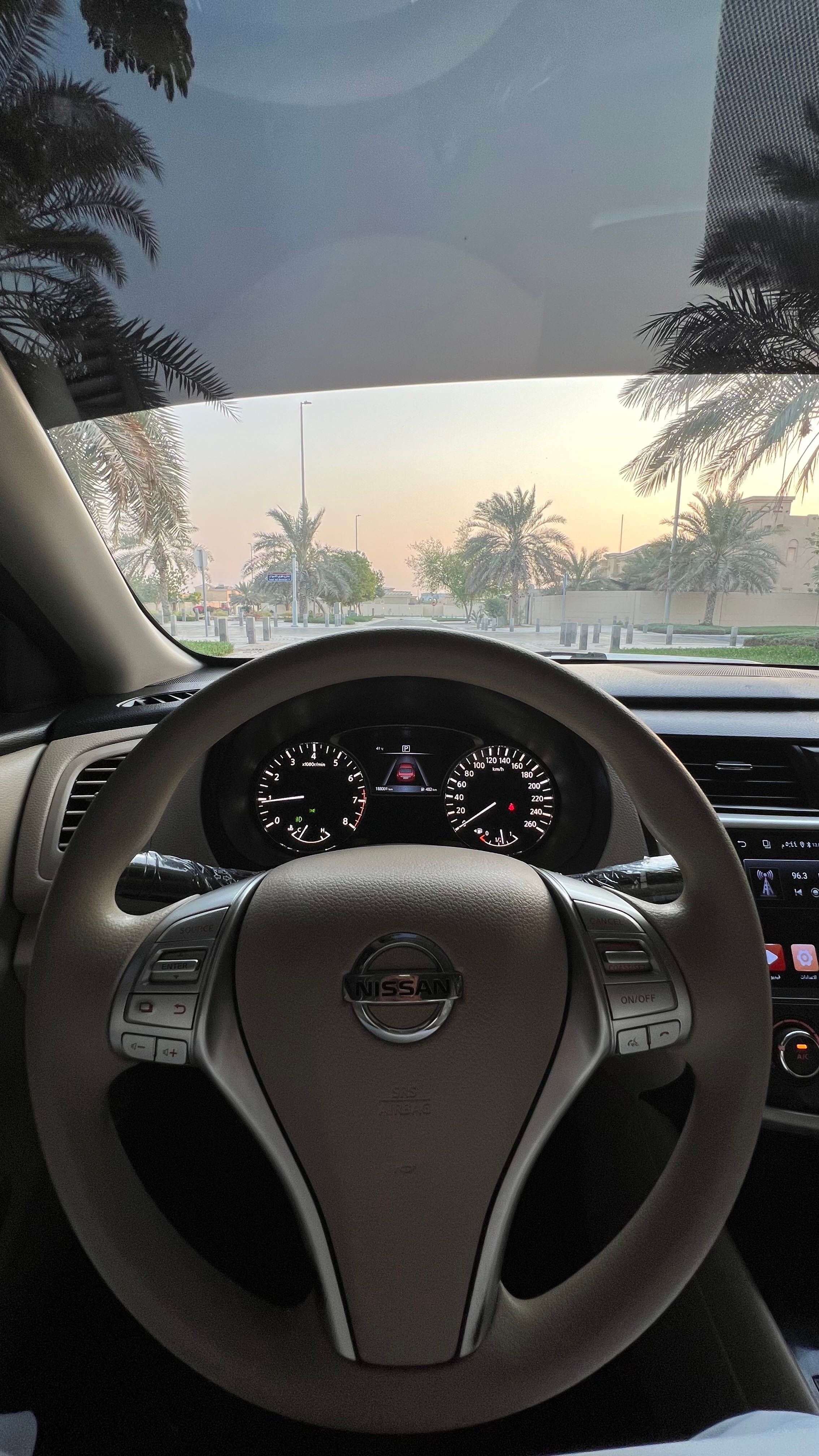 Silver Nissan Altima 2.5 SV 2018