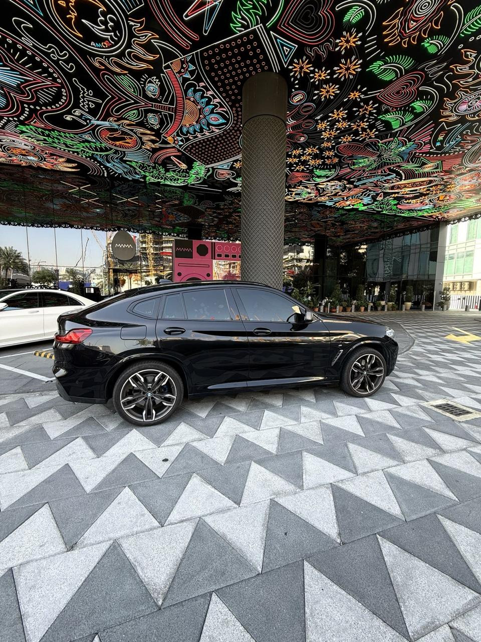 Black BMW X4 M40i 2021