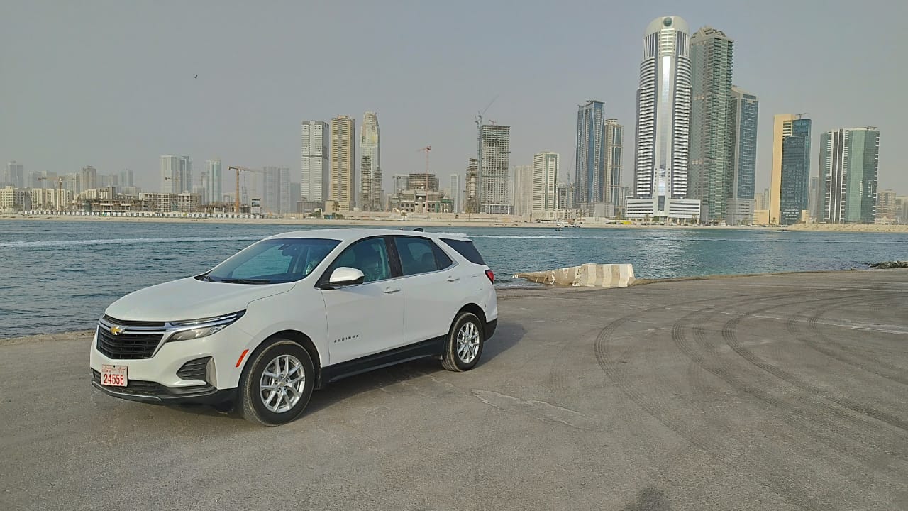 White Chevrolet Equinox LT Fleet 2023