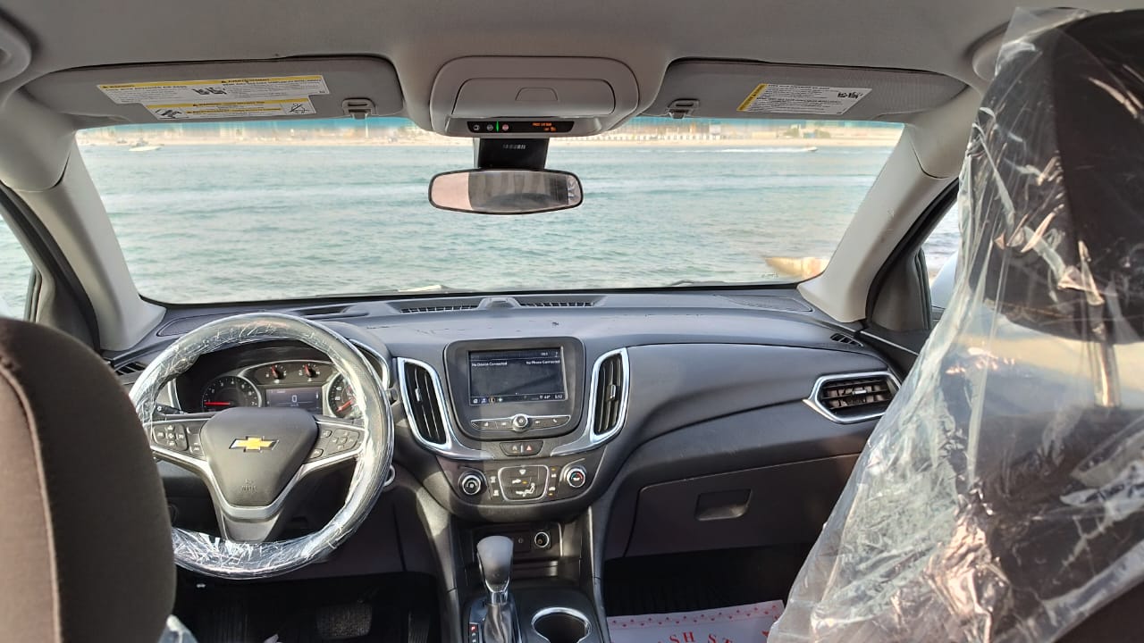 White Chevrolet Equinox LT Fleet 2023