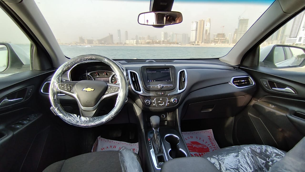 White Chevrolet Equinox LT Fleet 2023