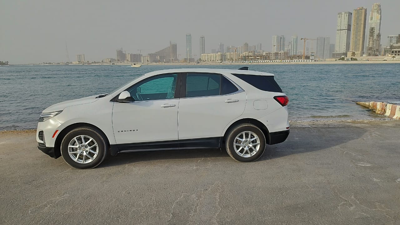 White Chevrolet Equinox LT Fleet 2023