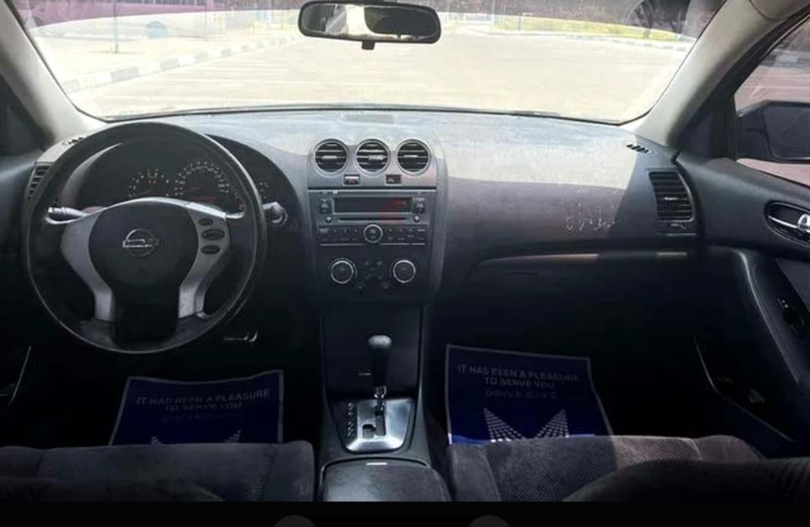 Siyah Nissan Altima 2.5 2009