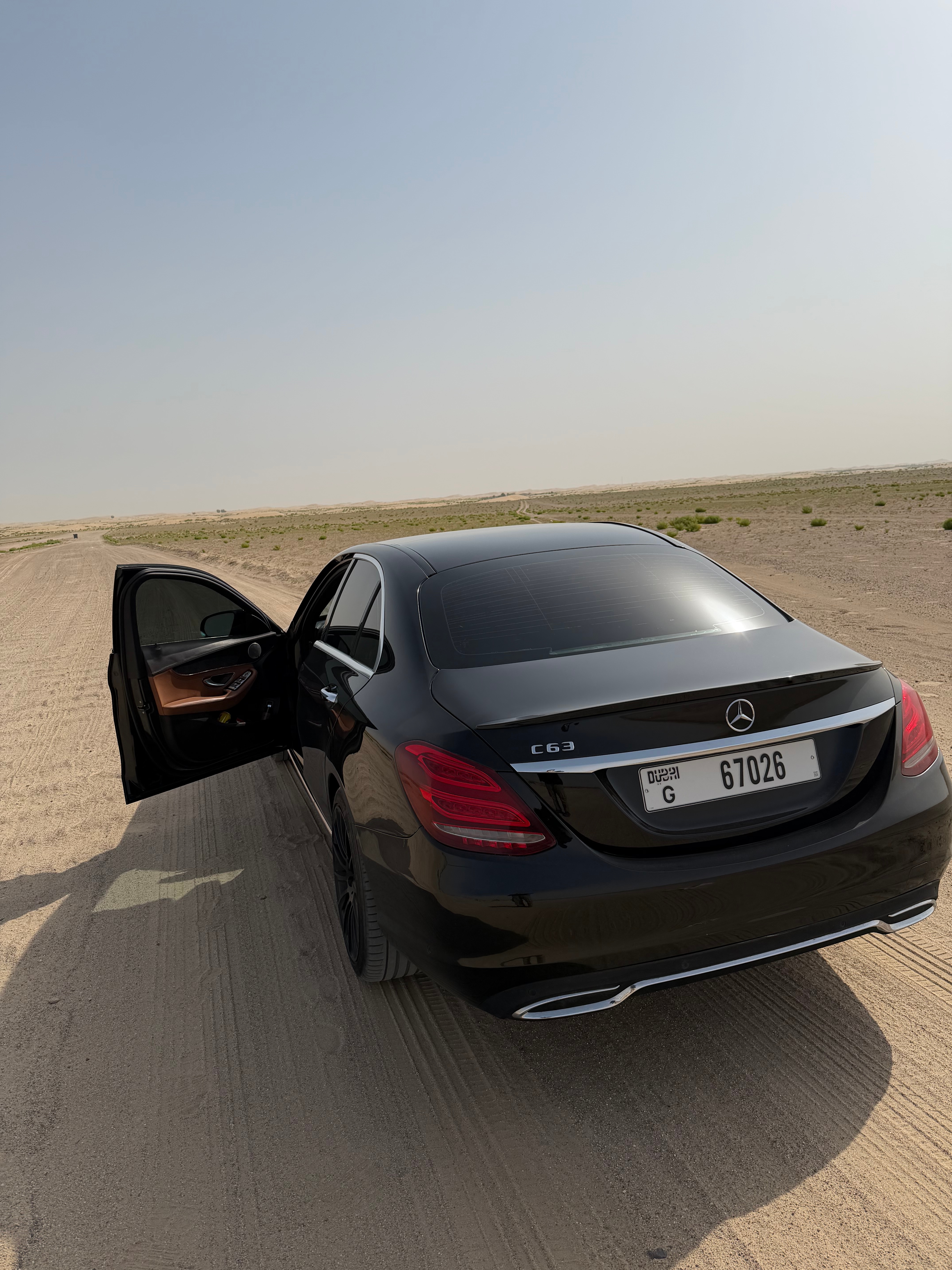 أسود مرسيدس بنز C200 AMG PREMIUM 2015