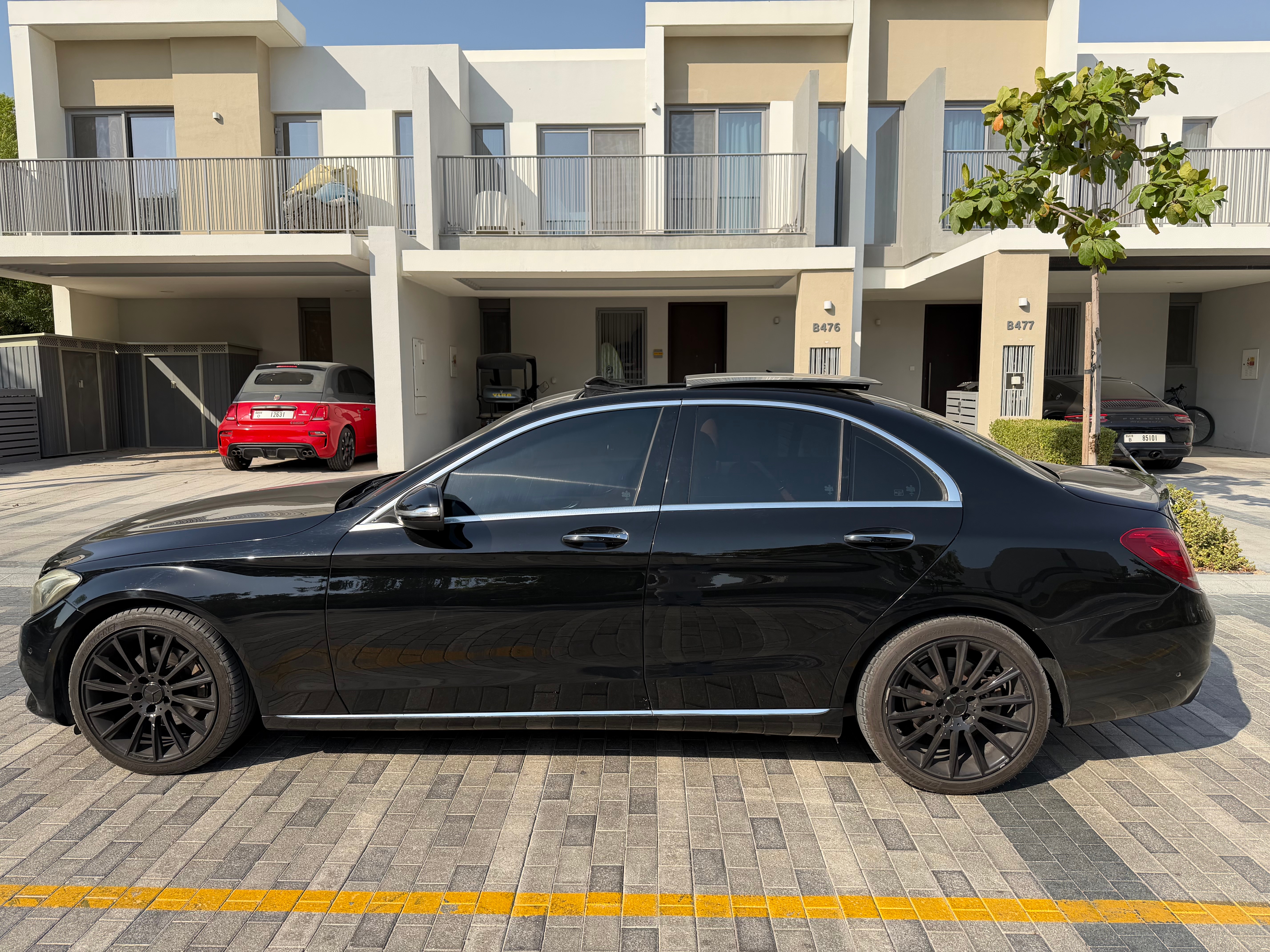 أسود مرسيدس بنز C200 AMG PREMIUM 2015