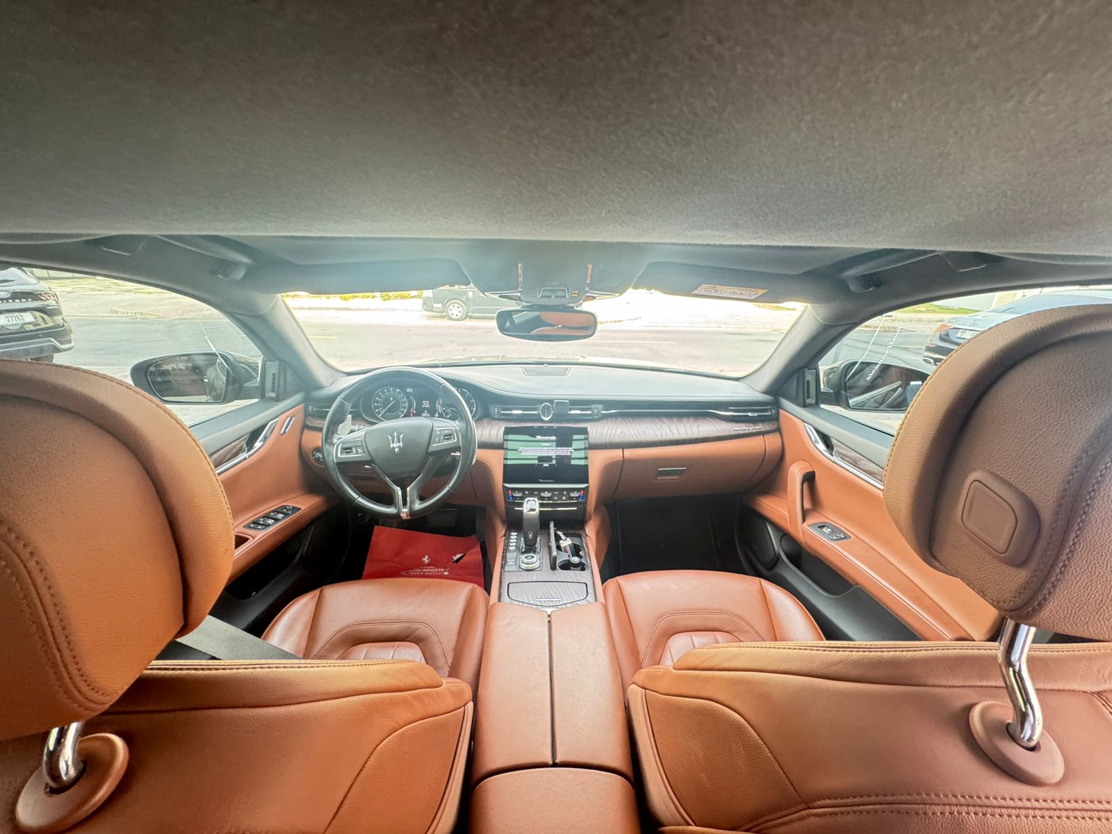 Nero Maserati Quattroporte GT 2023