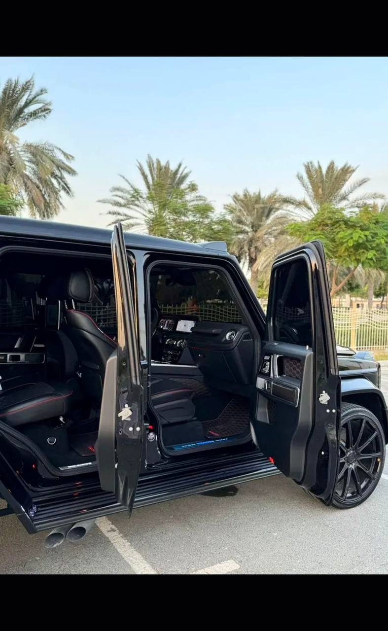Noir Mercedes Benz G 800 2023