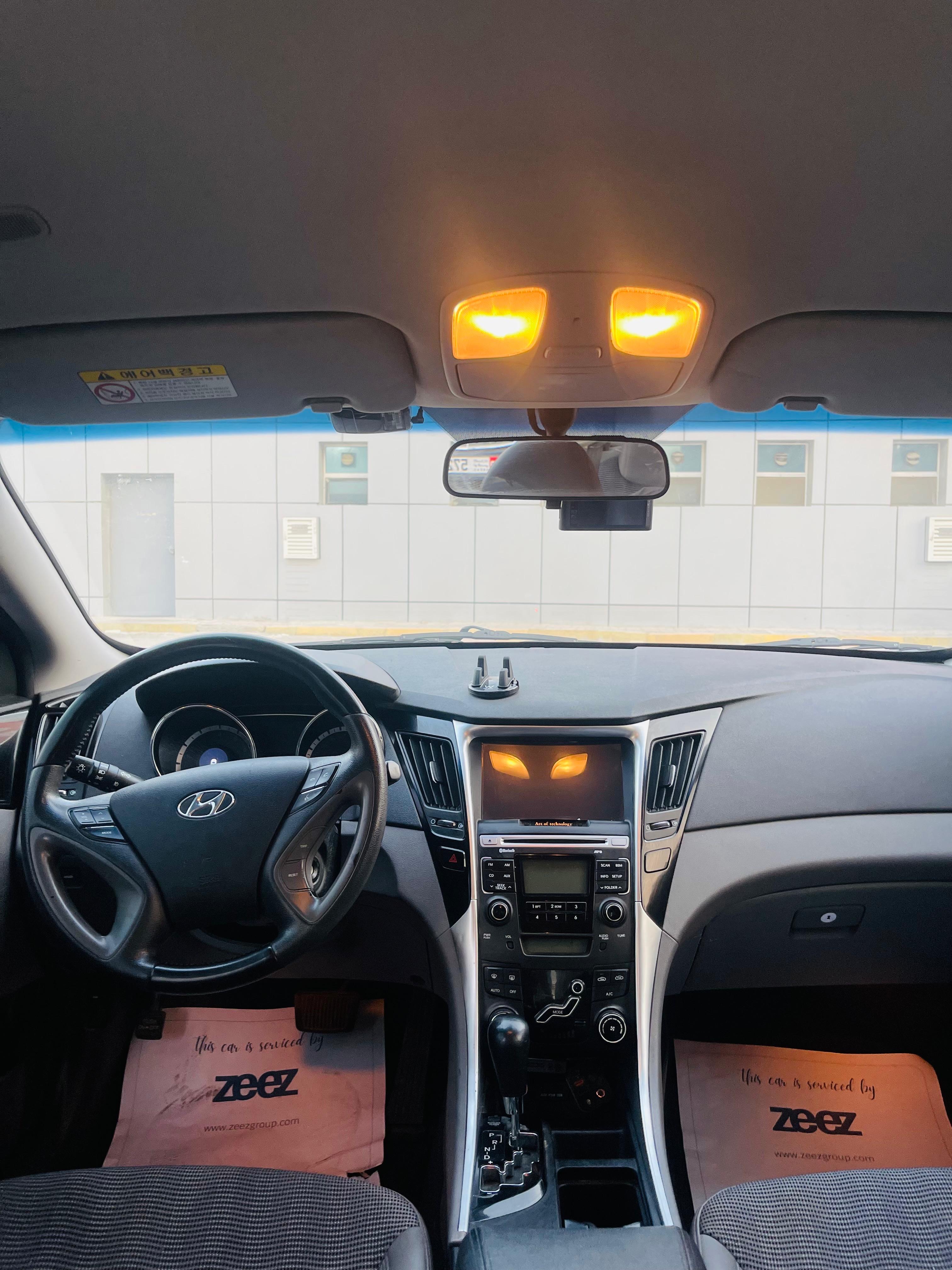 Grigio Hyundai Sonata Standard 2011
