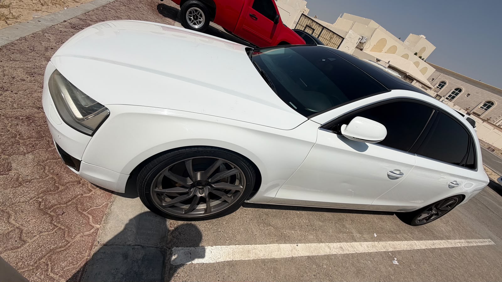 Blanc Audi A8 L 55 TFSI 2011 Blanc Audi A8 L 55 TFSI 2011