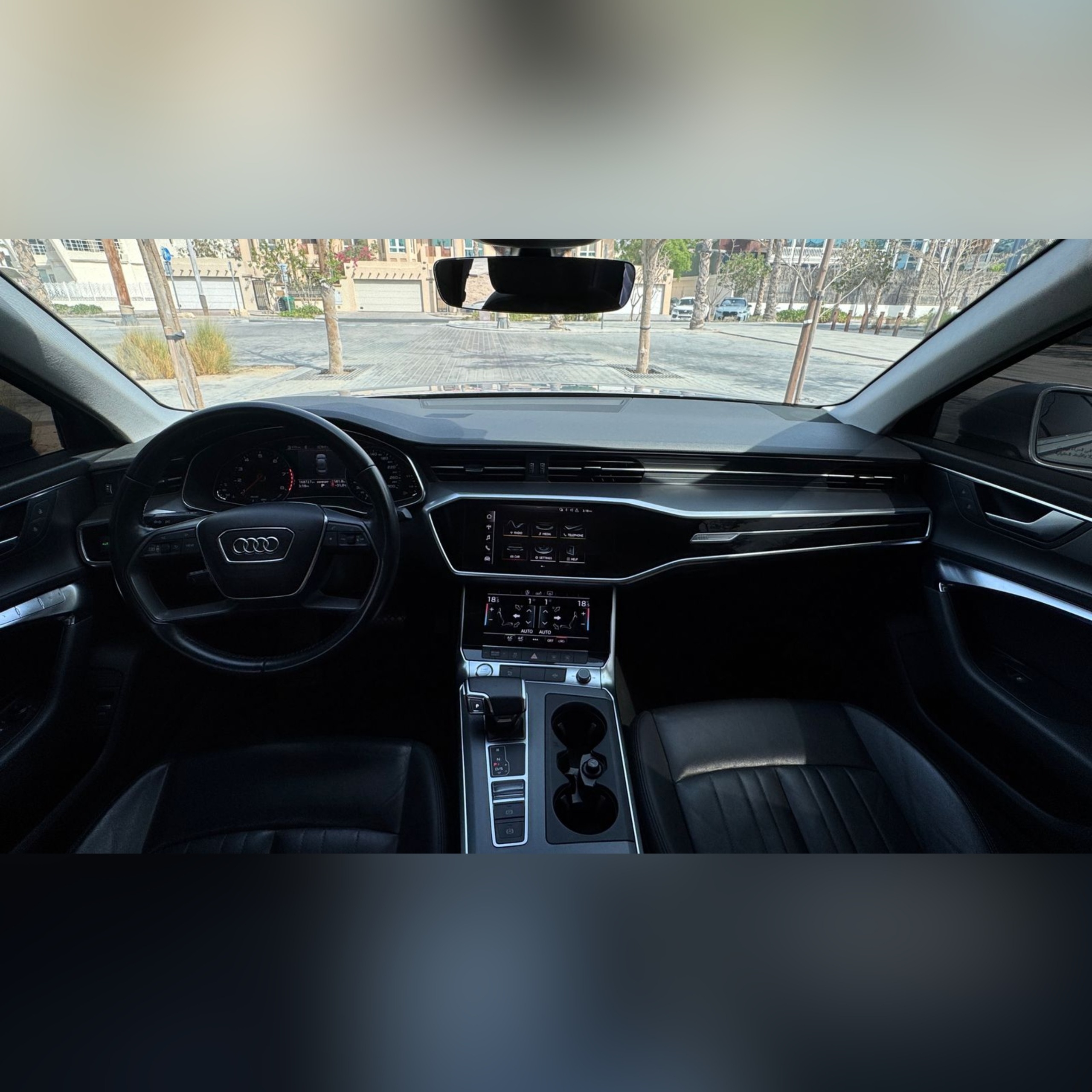 Silber Audi A6 2.0T Premium 2020