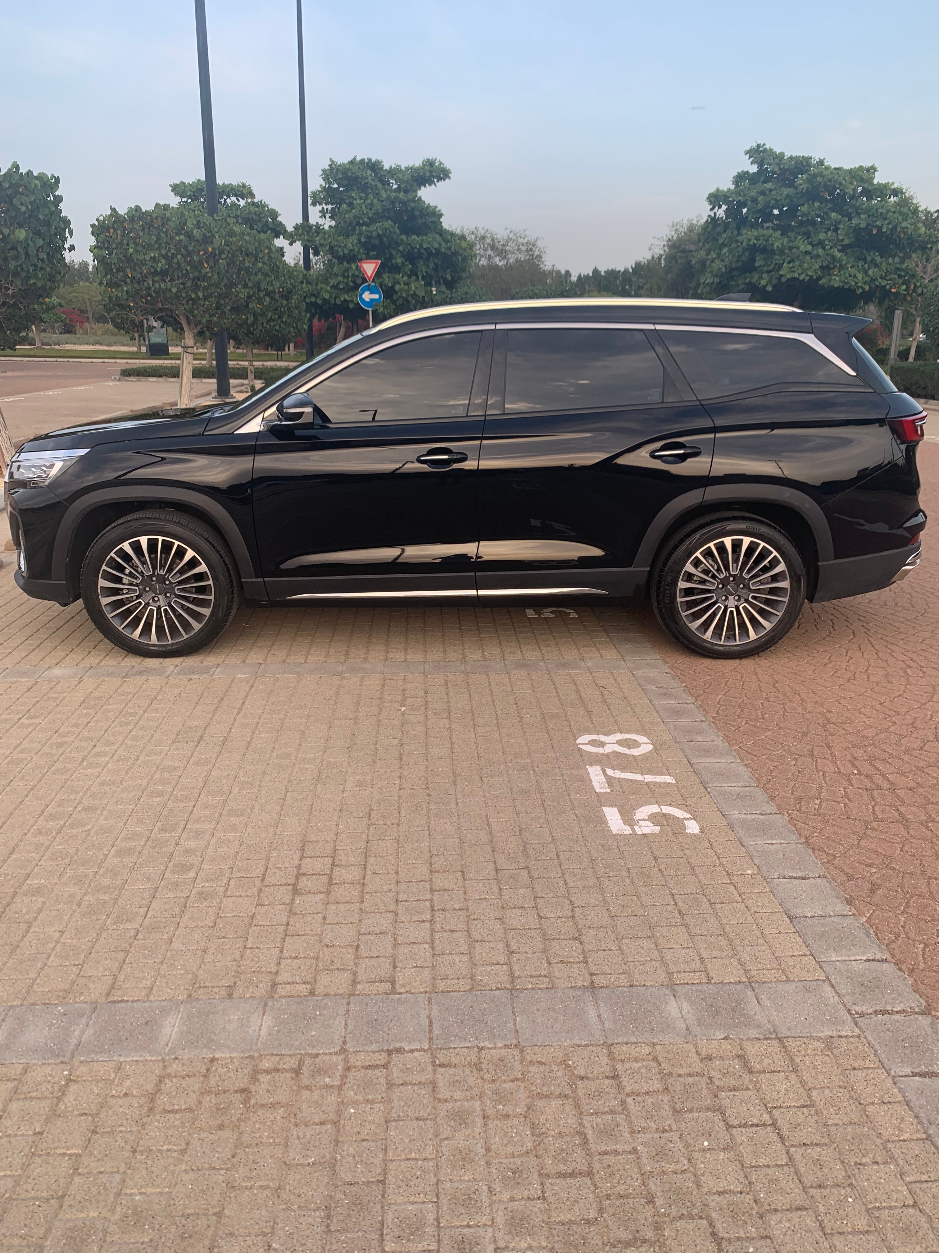 Siyah Jetour X90 Plus 1.6T Luxury 2023