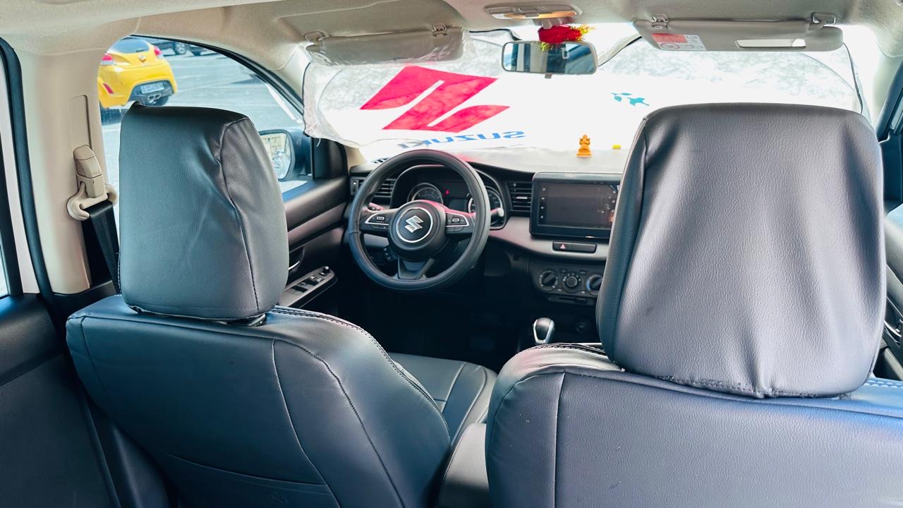 أبيض سوزوكي Ertiga GL 2023