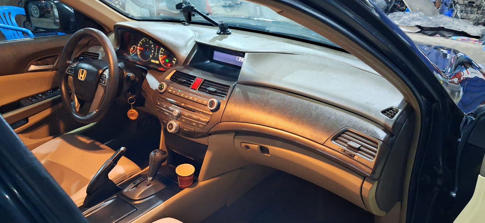 أسود هوندا Accord Value  2008
