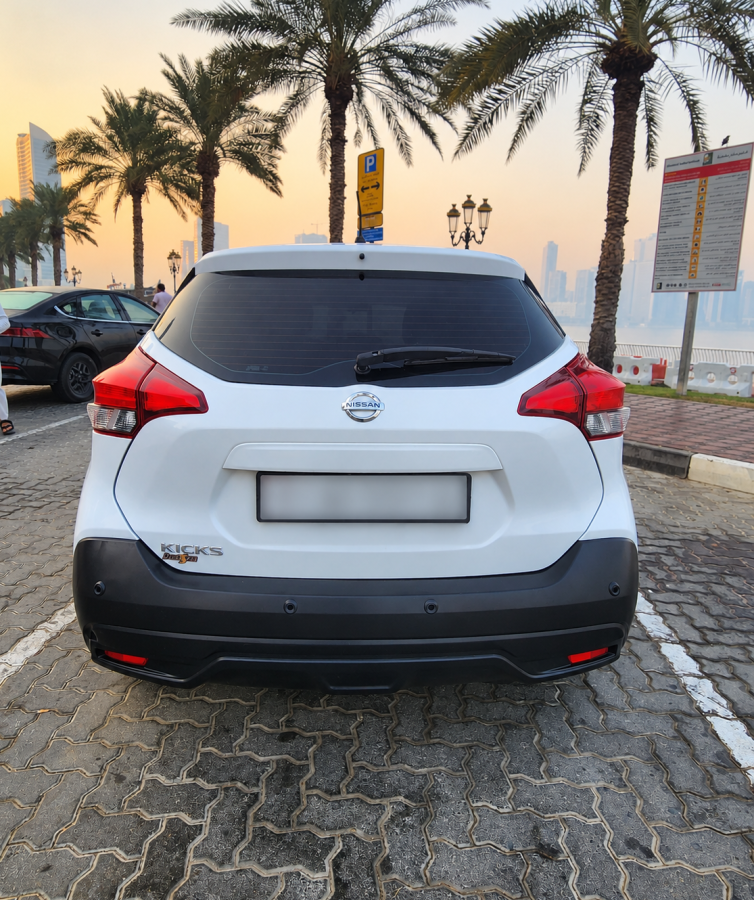 Weiß Nissan Kicks SL 2020 Weiß Nissan Kicks SL 2020