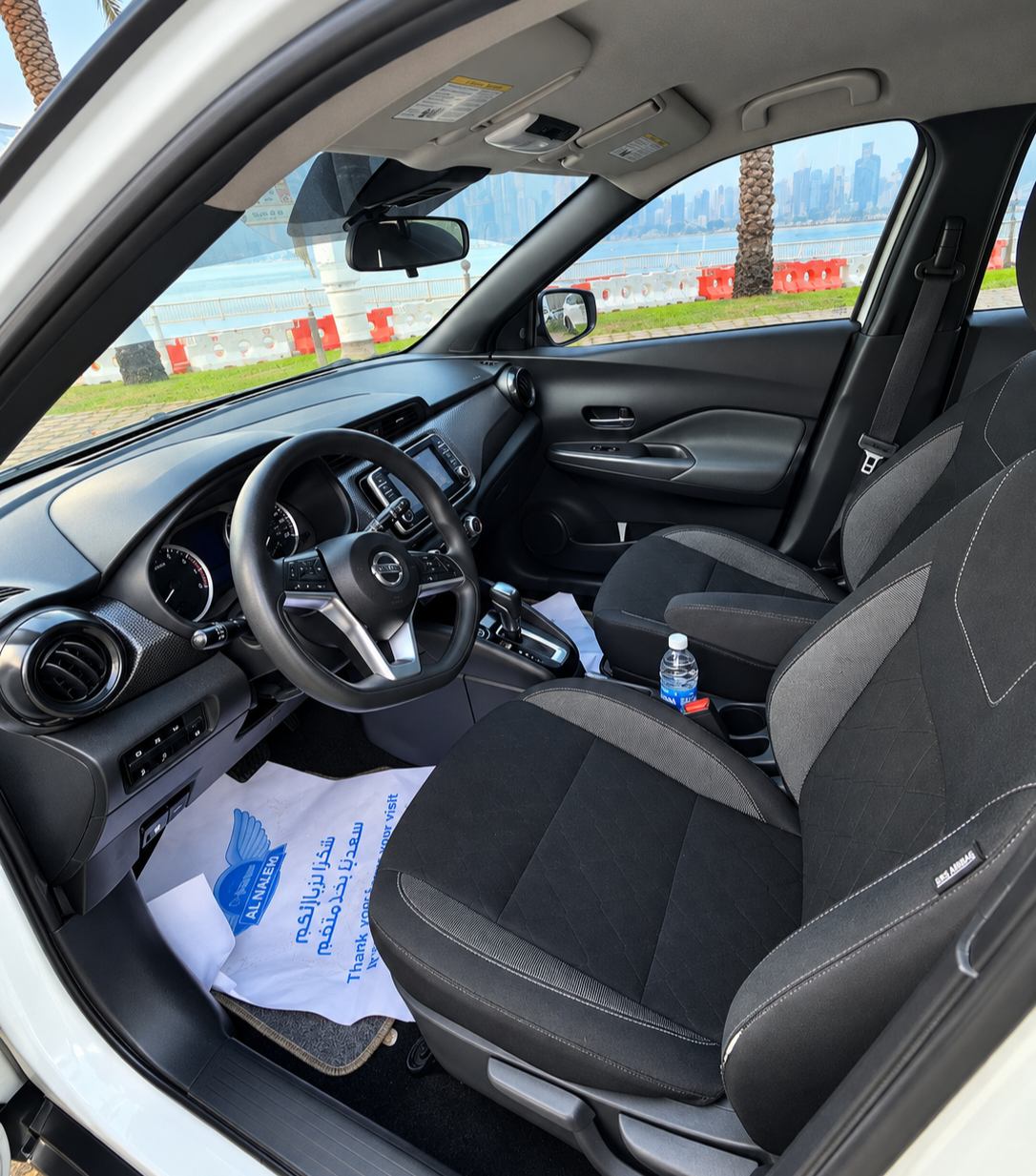 Weiß Nissan Kicks SL 2020 Weiß Nissan Kicks SL 2020