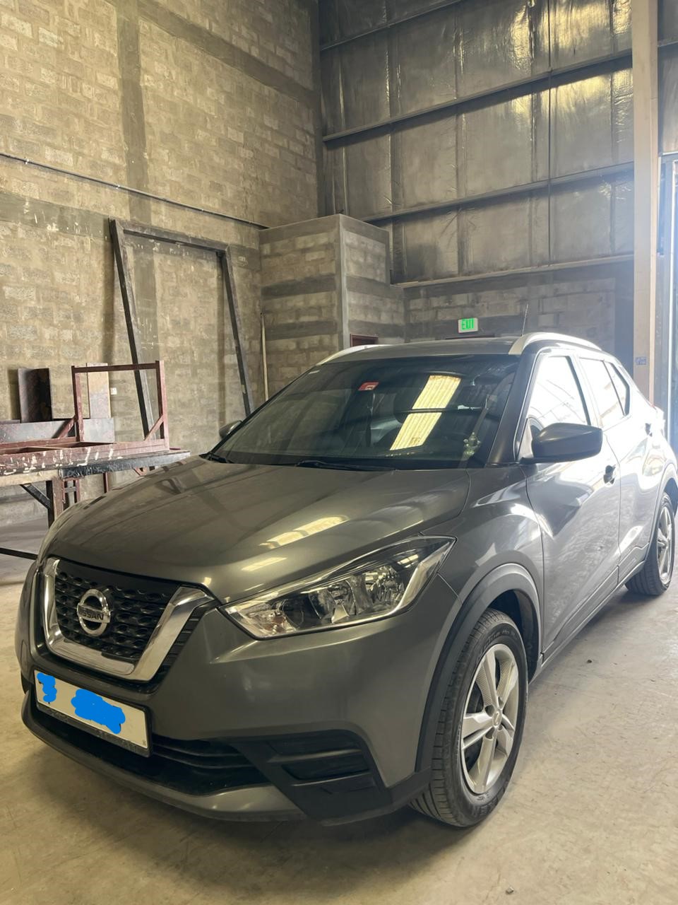Grigio Nissan Kicks SV 2020