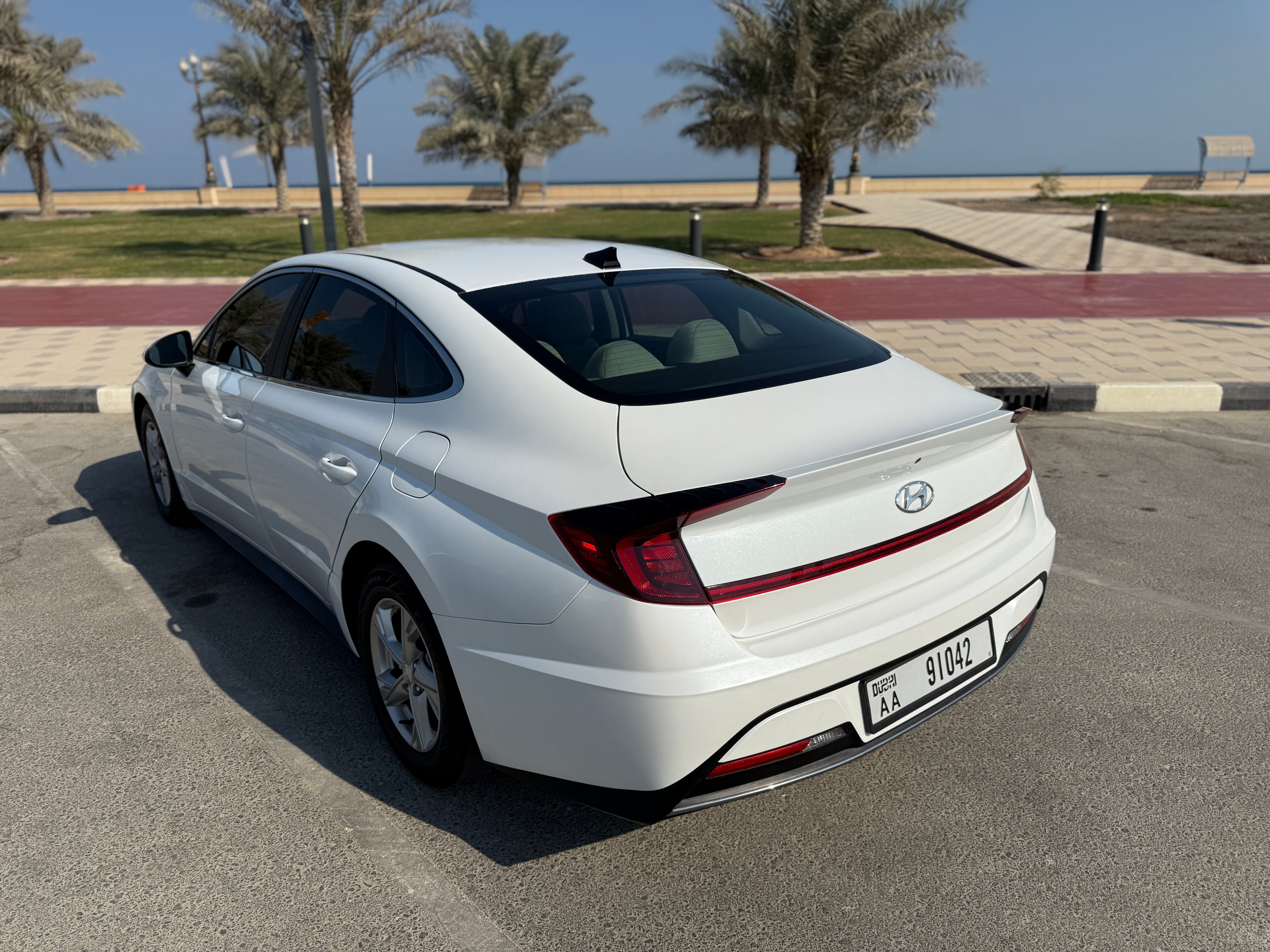 White Hyundai Sonata GLS 2021