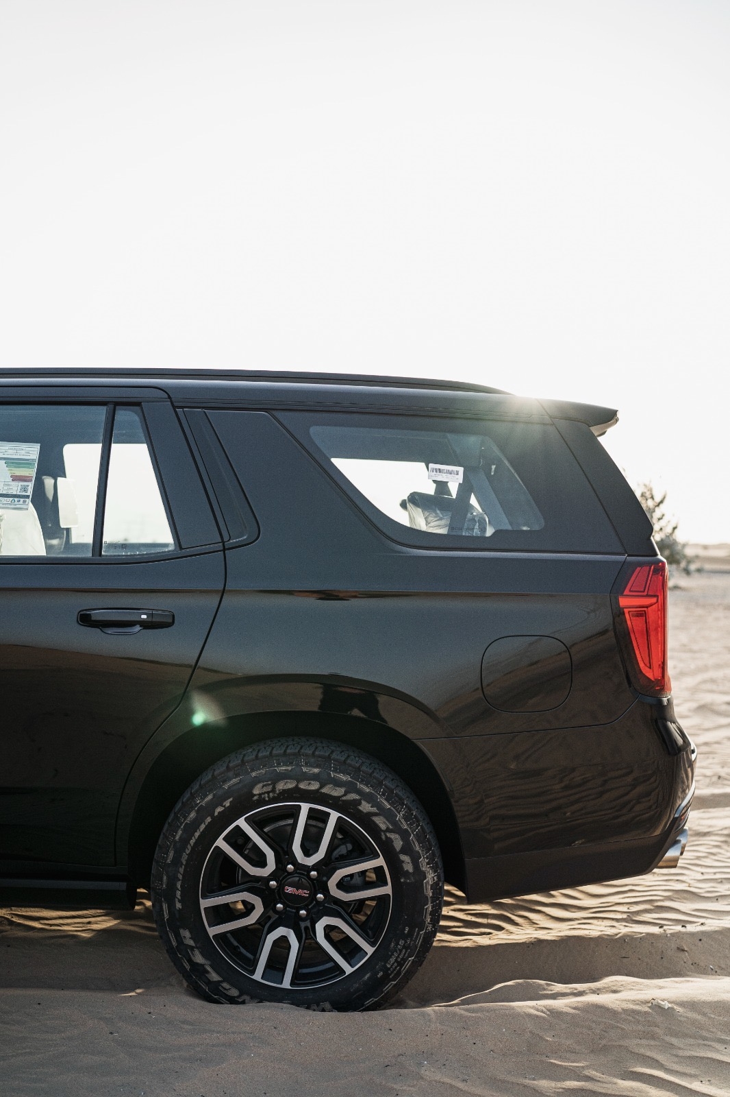 Noir GMC Yukon AT4 2022