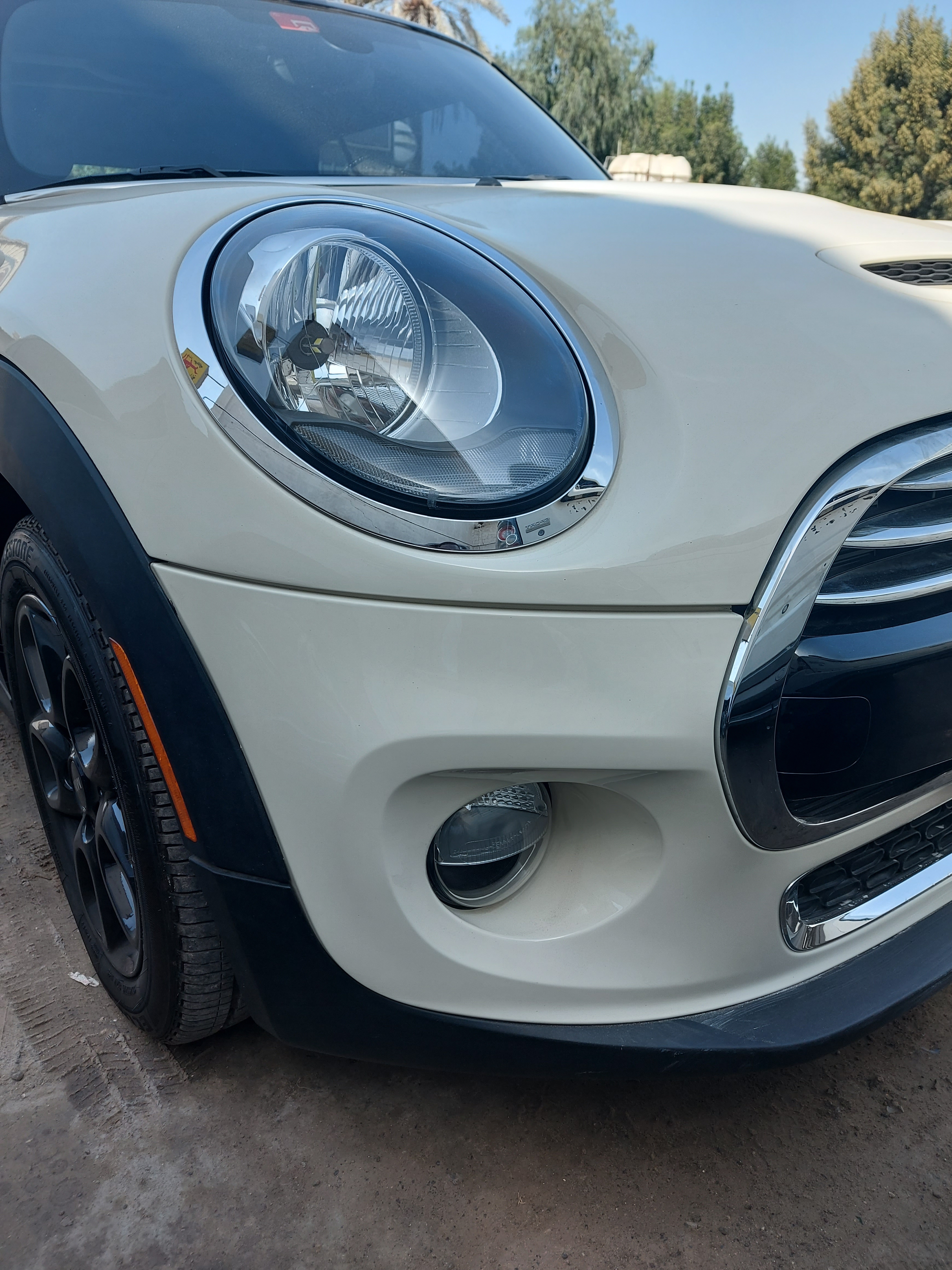 Бежевый Mini Cooper Convertible 2017 год