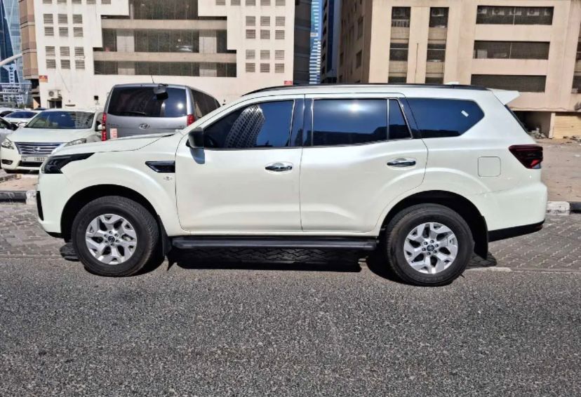 Blanc Nissan Xterra SE 2024