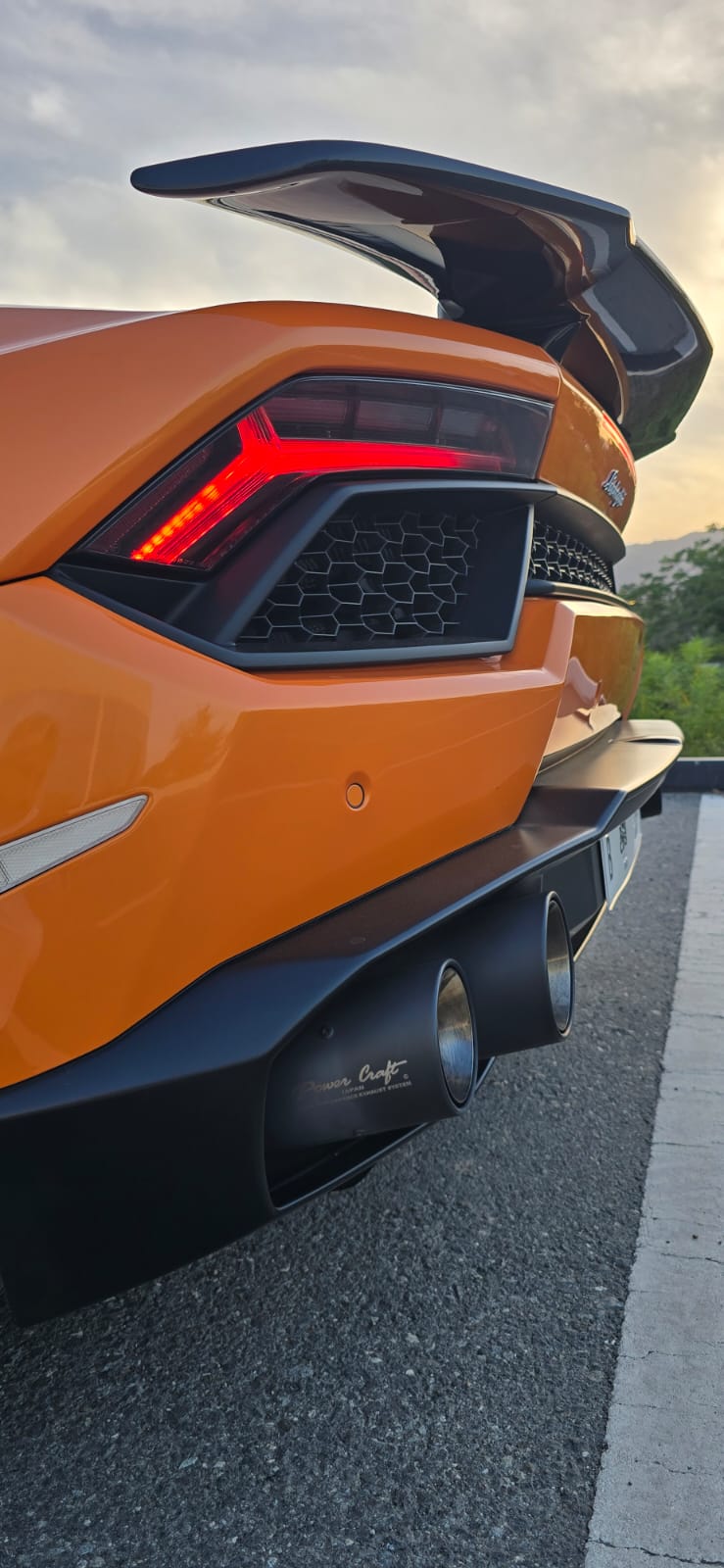 Orange Lamborghini Huracan LP 580-2 2017