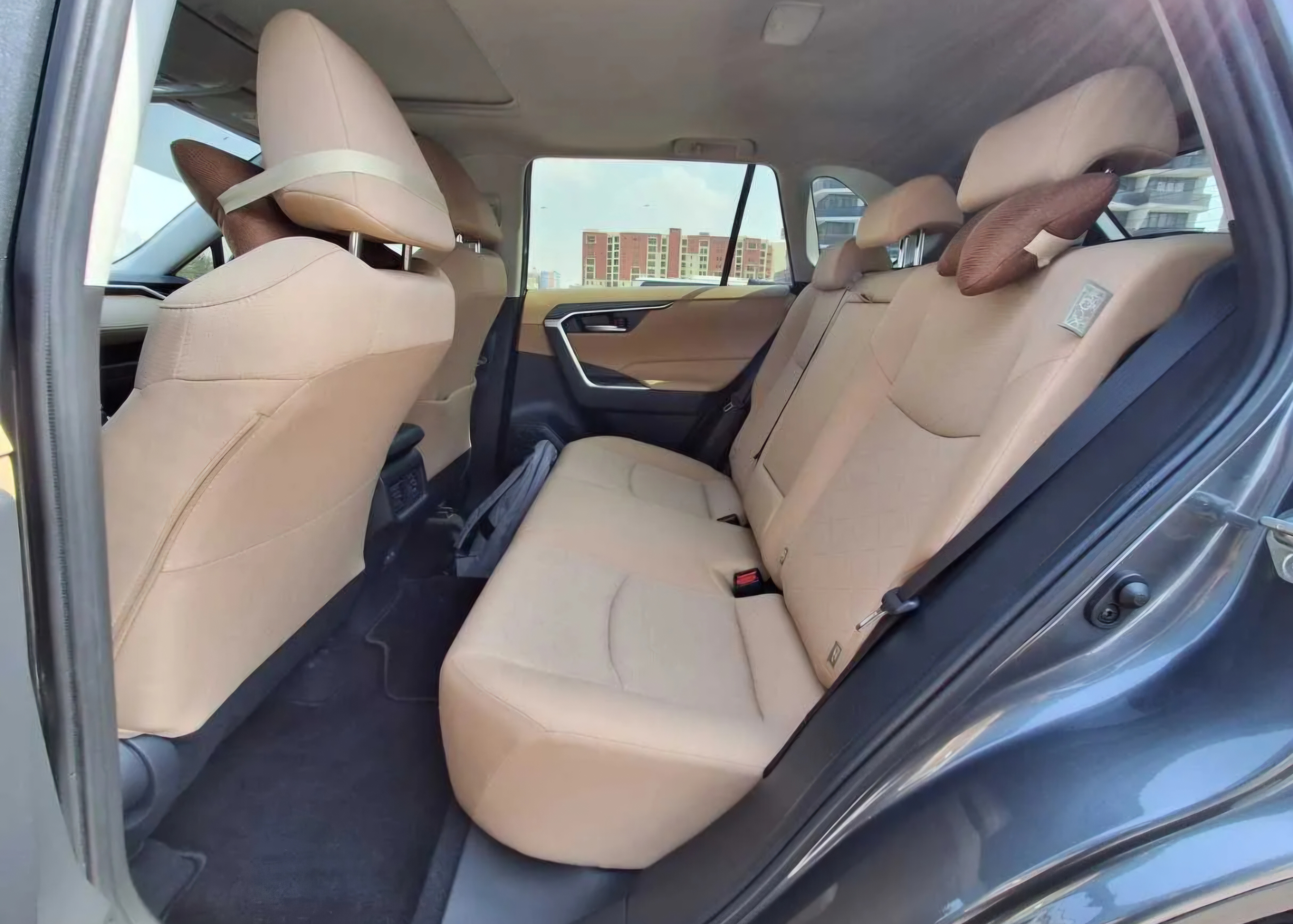 Grigio scuro Toyota RAV4 VX 2024