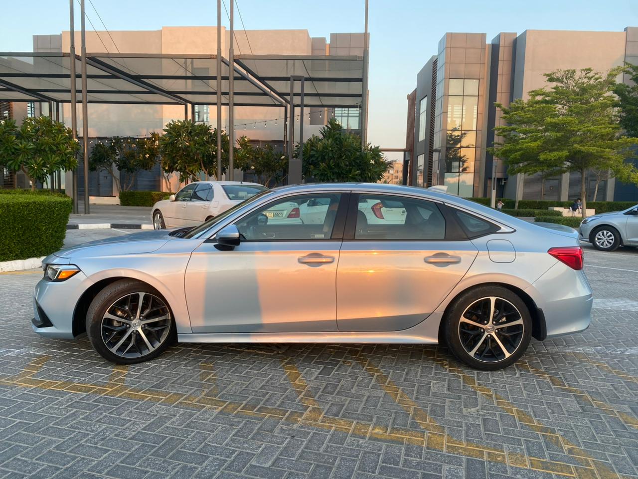 蓝色 本田 Civic Touring 2022