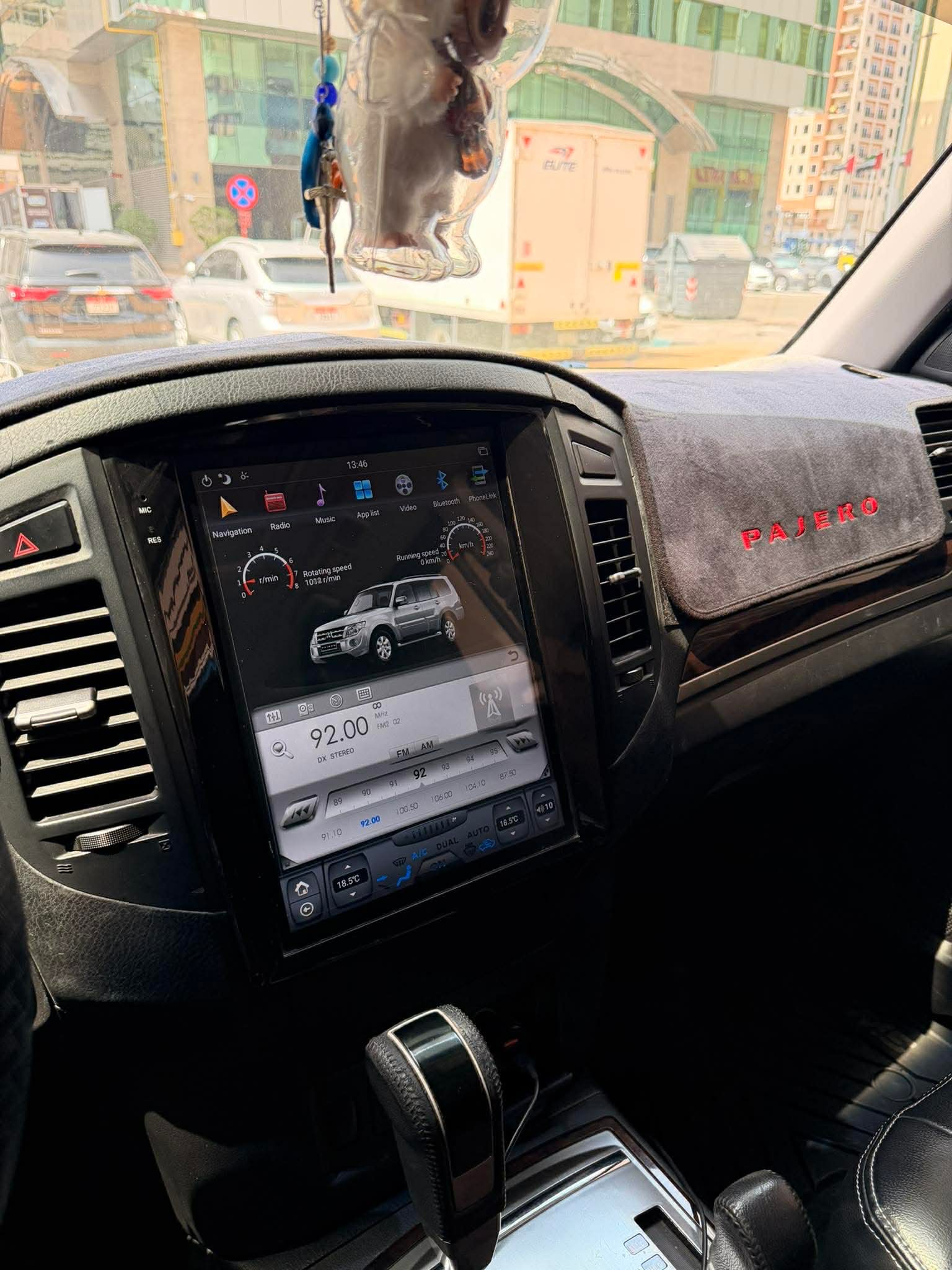 Plata Mitsubishi Pajero GLS 2010