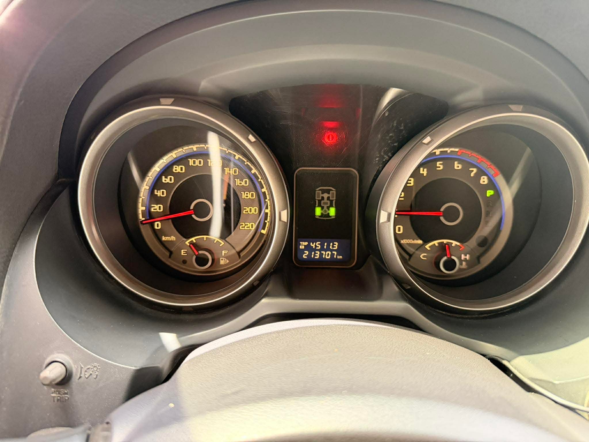银 三菱 Pajero GLS 2010