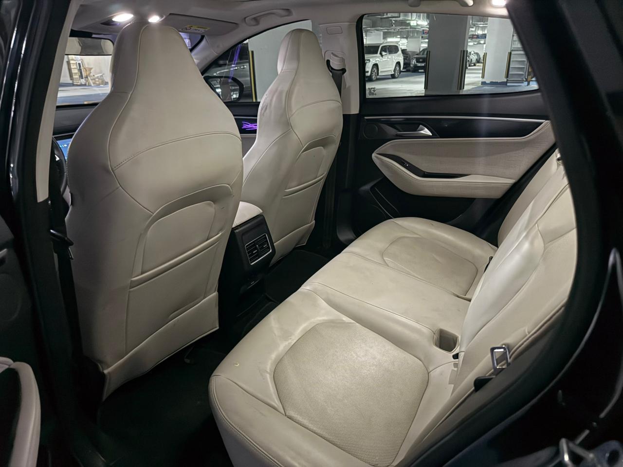 أسود جاك J7 Luxury 2023