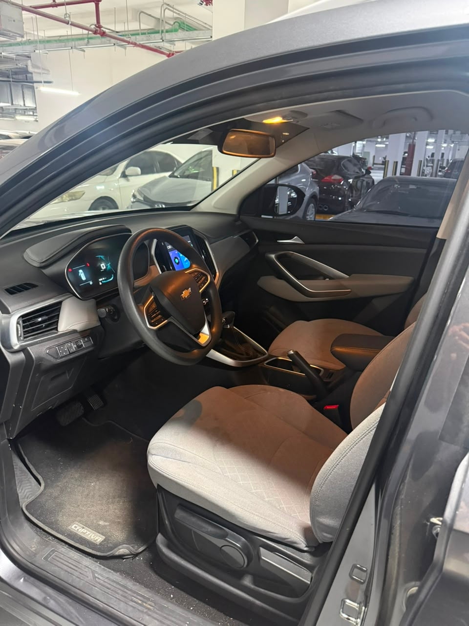 Gray Chevrolet Captiva 7-Seater 2025