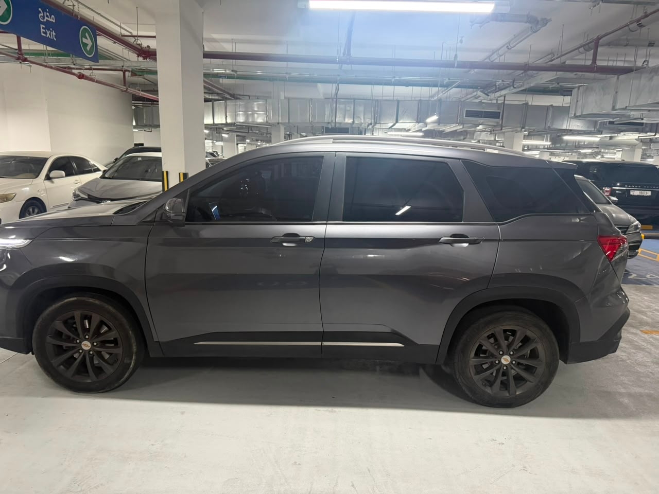 Gray Chevrolet Captiva 7-Seater 2025