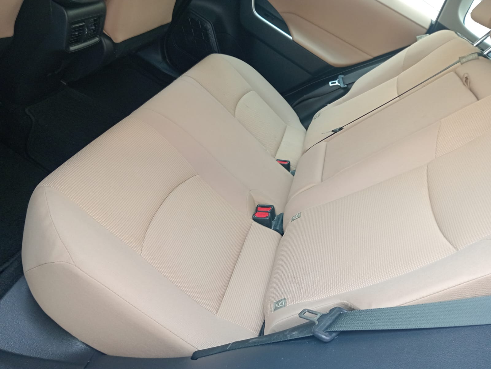 Weiß Toyota RAV4 EXR 2026