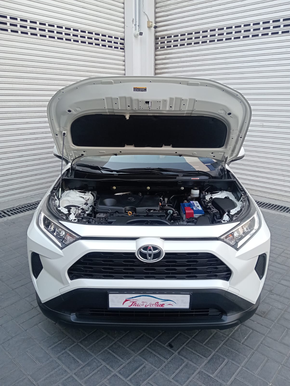 Weiß Toyota RAV4 EXR 2026