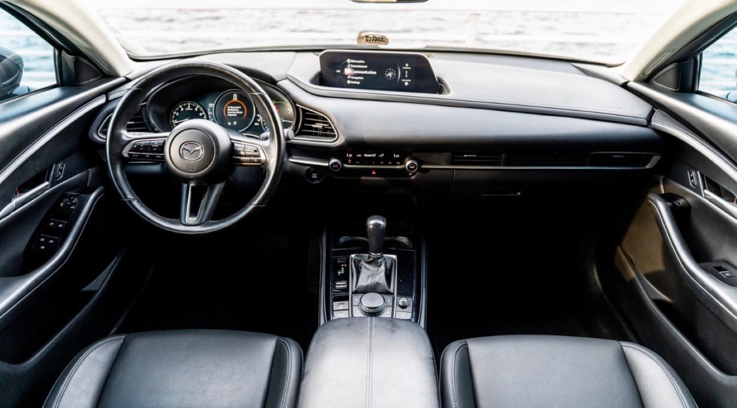 Черный Mazda CX30 2.5 S Select Sport 2024 год