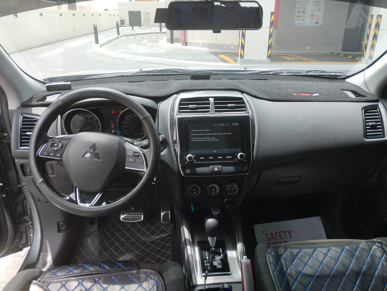 Grijs Mitsubishi ASX GLS 2024