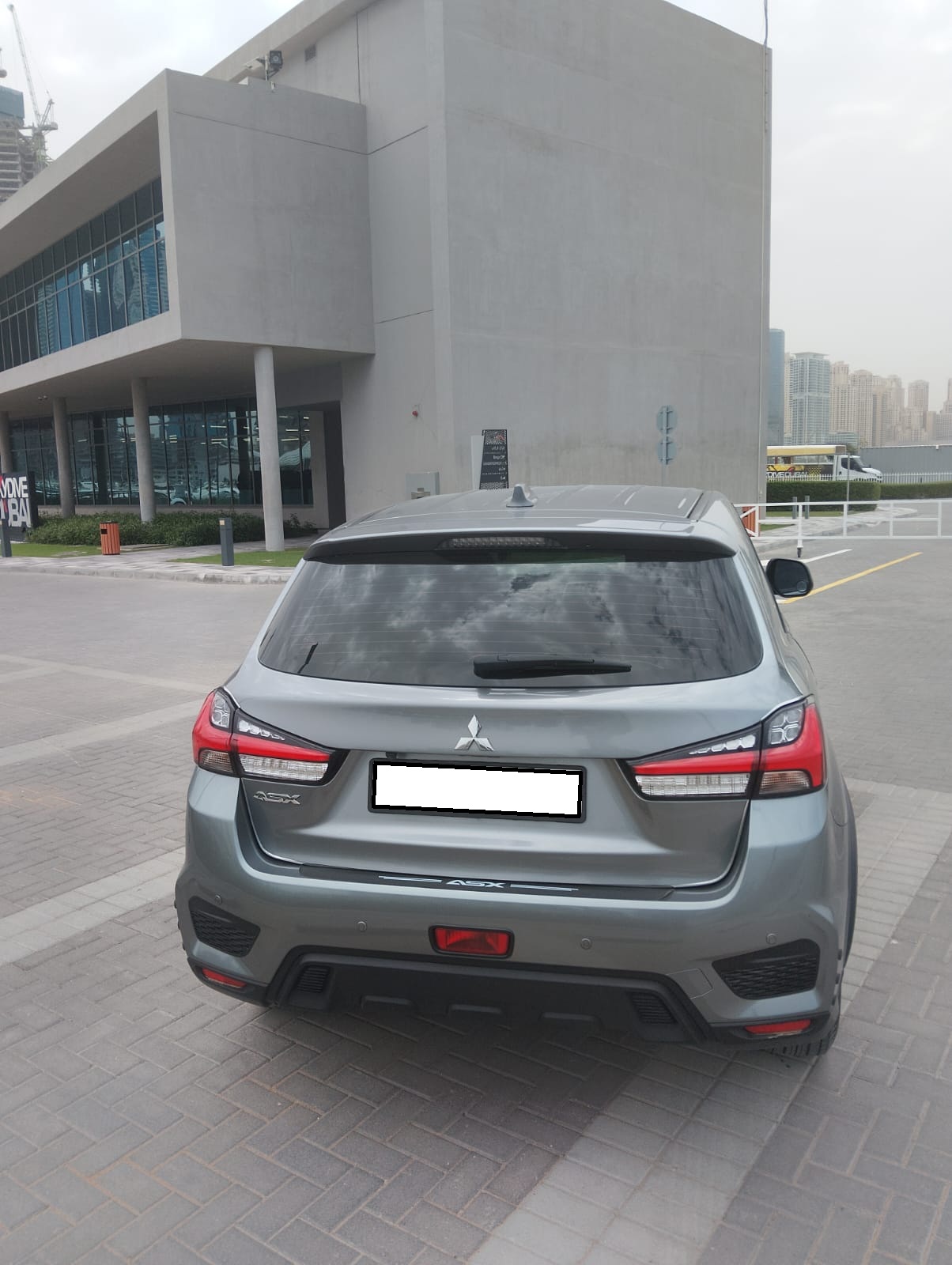 Grijs Mitsubishi ASX GLS 2024