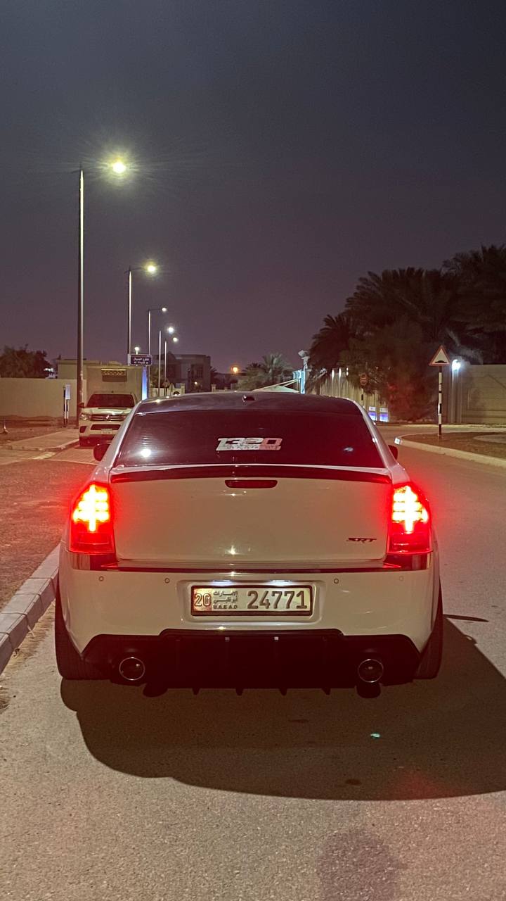 Blanc Chrysler 300C 2014